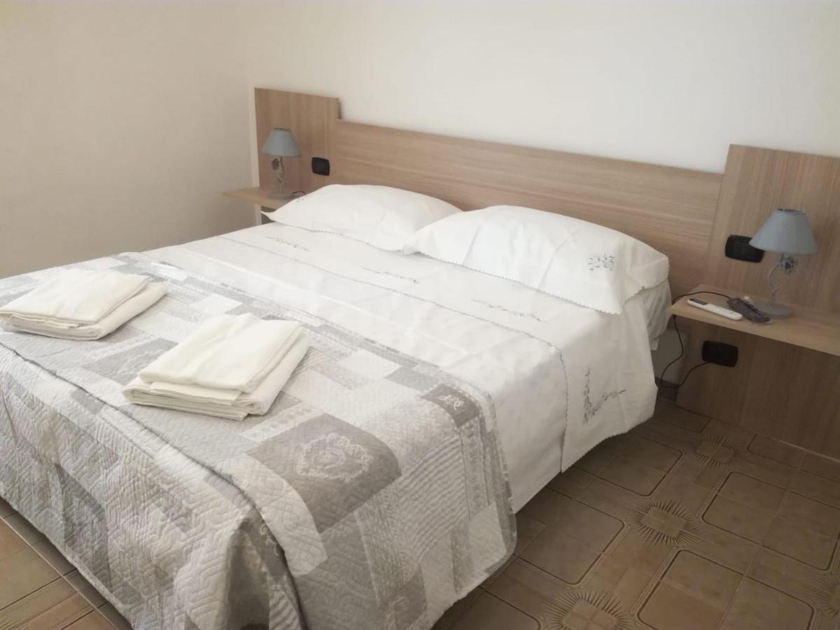 レヴェラーノLa Casa Di Melaアパートメント エクステリア 写真